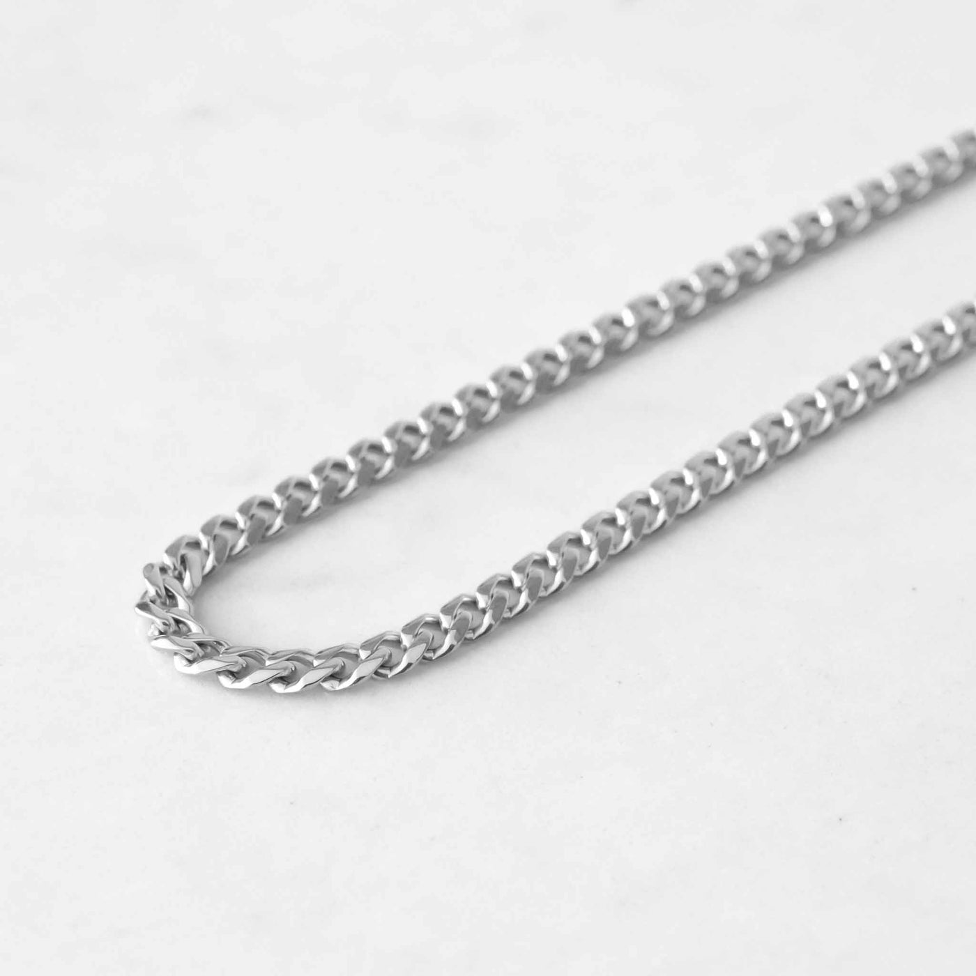 18k - 5mm Cuban Chain White Gold - Ice Out NY