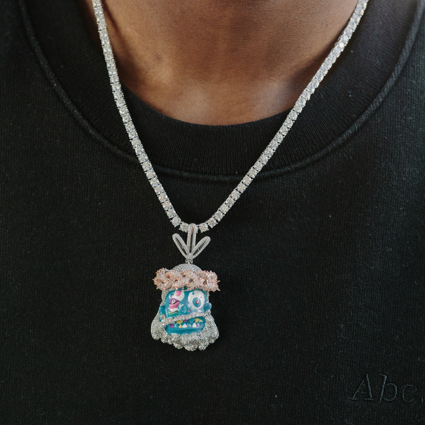 14k - "Utopia" Pendant - Ice Out NY