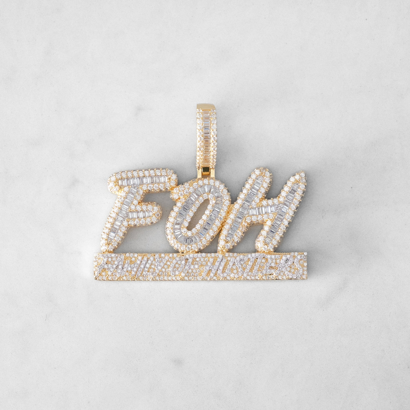 14k - "Family Of Hustlers" Pendant - Ice Out NY